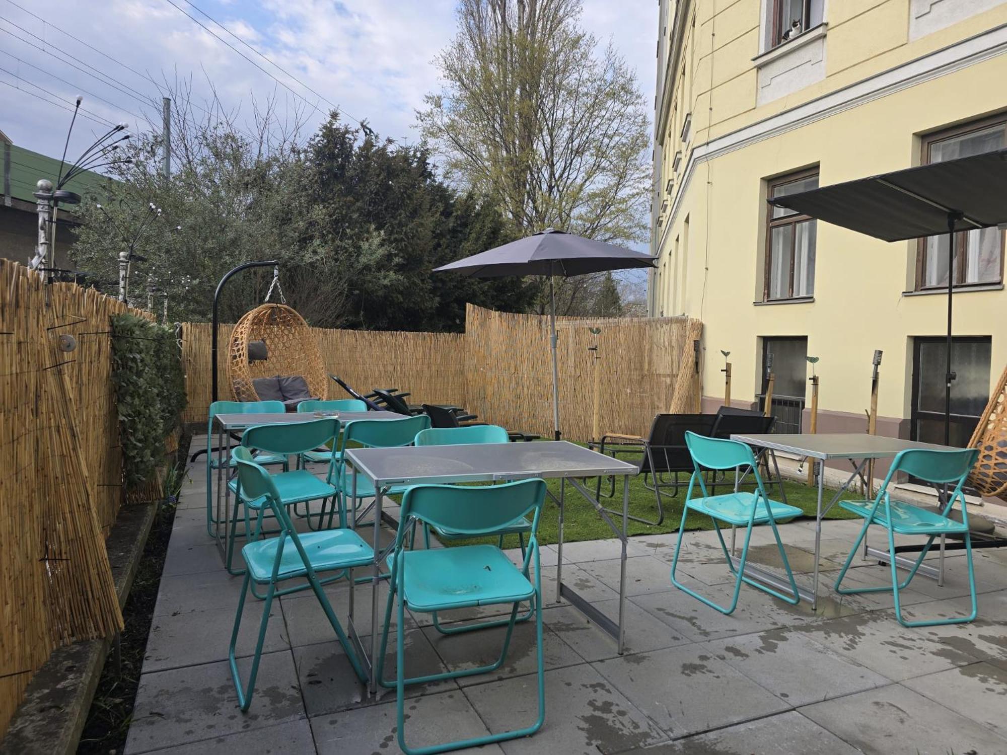Joyful 2Br Shared Apt Near Millenium Tower & Danube River Виена Екстериор снимка